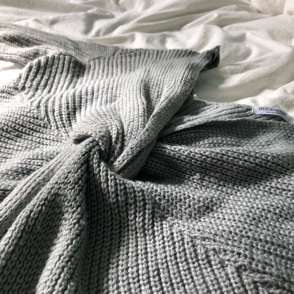 Measeor Knit Tied Grey Sweater - Picture 4 of 4